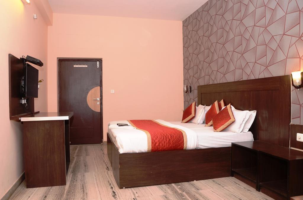 Hotel Kartikey ชัยปุระ ภายนอก รูปภาพ