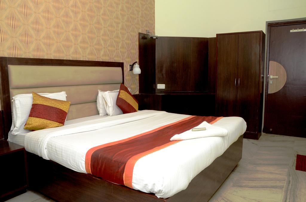 Hotel Kartikey ชัยปุระ ภายนอก รูปภาพ